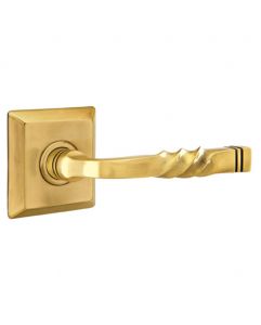 Santa Fe Lever with Quincy Rosette