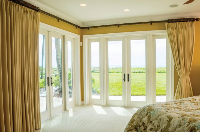 Low-e Full Lite Fiberglass Double Door, Vented Sidelites
