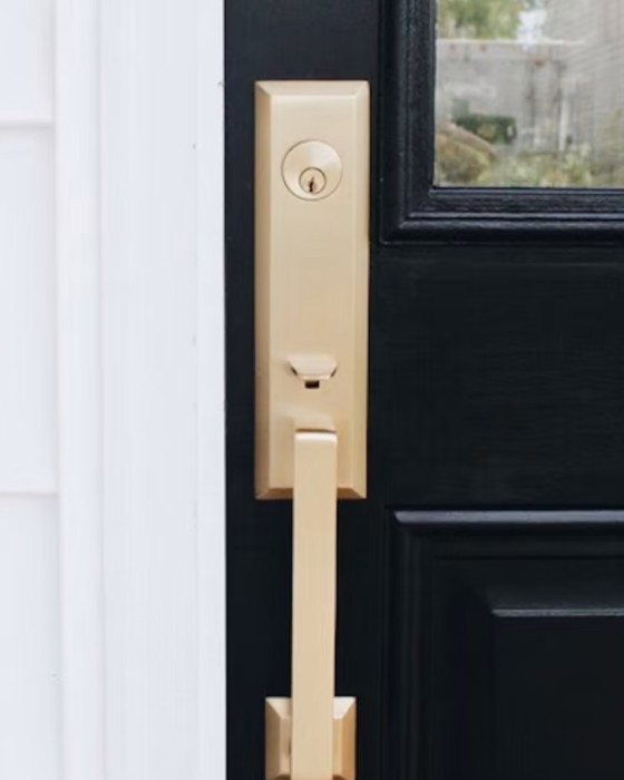 Transitional Heritage Monolithic Tubular Entry Set