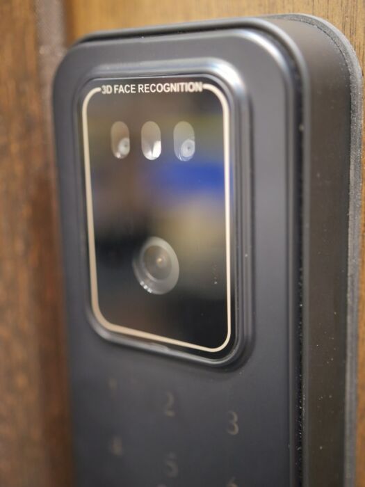 Aura™ Vision Smart Lock: The Intelligent Gateway to Your Home