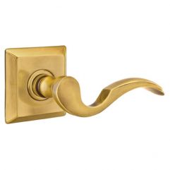 Cortina Lever with Quincy Rosette