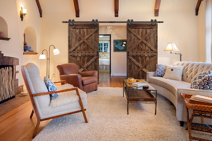 BARNCRAFT Doors: